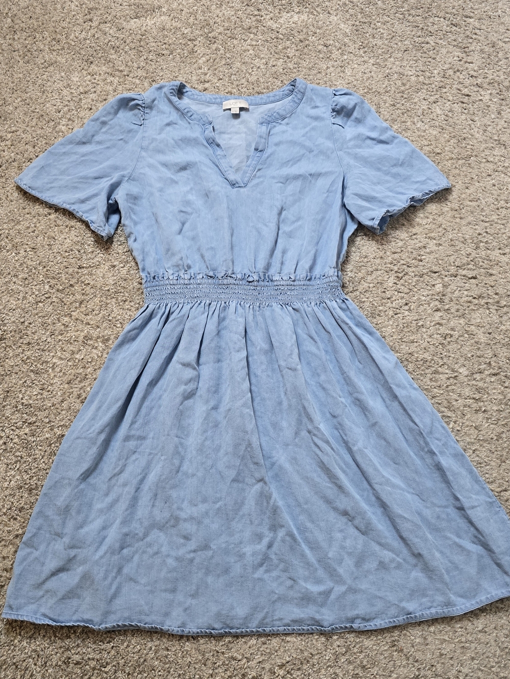 LOFT Light Blue 100% Lyocell Short-Sleeve Smocked-Waist Dress Size M Lightweight
